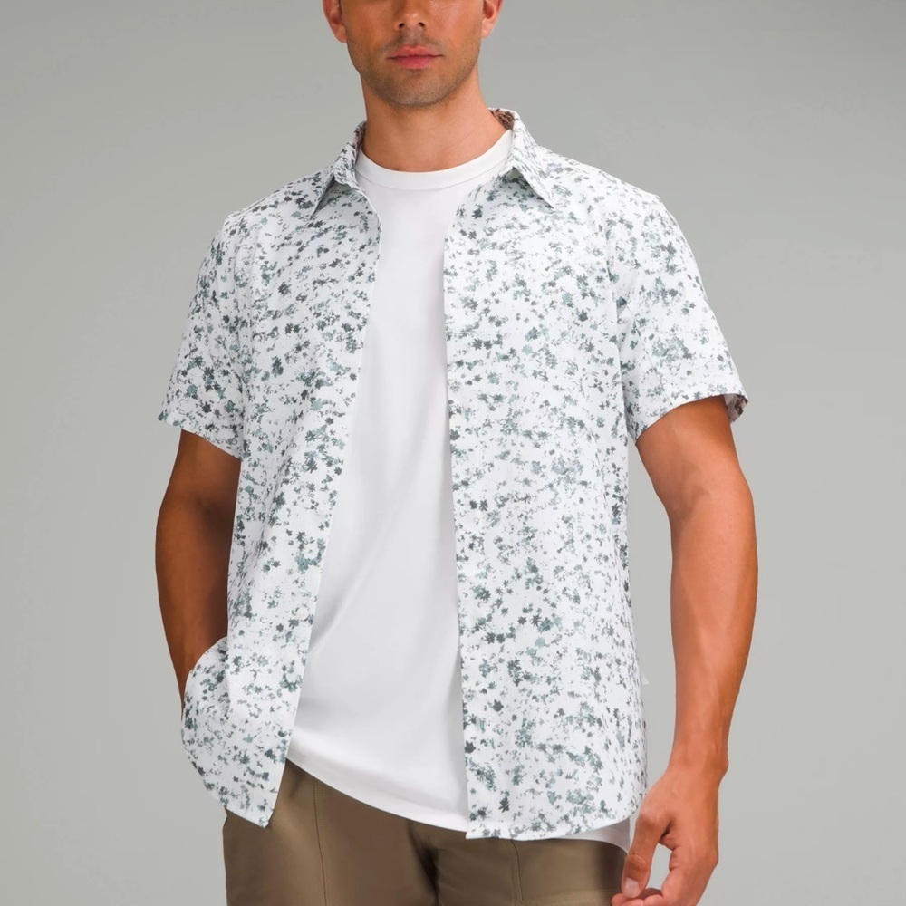 Lululemon Airing Easy Mens Short Sleeve Shirt Size XXLarge - Picture 1 of 10